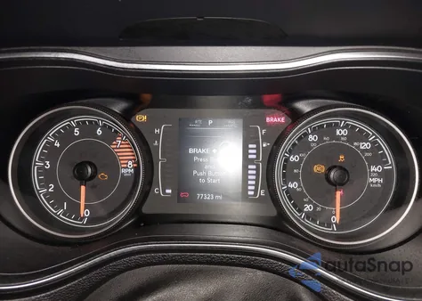 2019 Jeep Cherokee Latitude Plus 4X4 z USA, uszkodzony, nr VIN 1C4PJMLX5KD102479